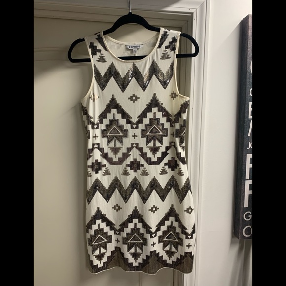 Express size medium cream and gold sequence dress - Picture 1 of 1